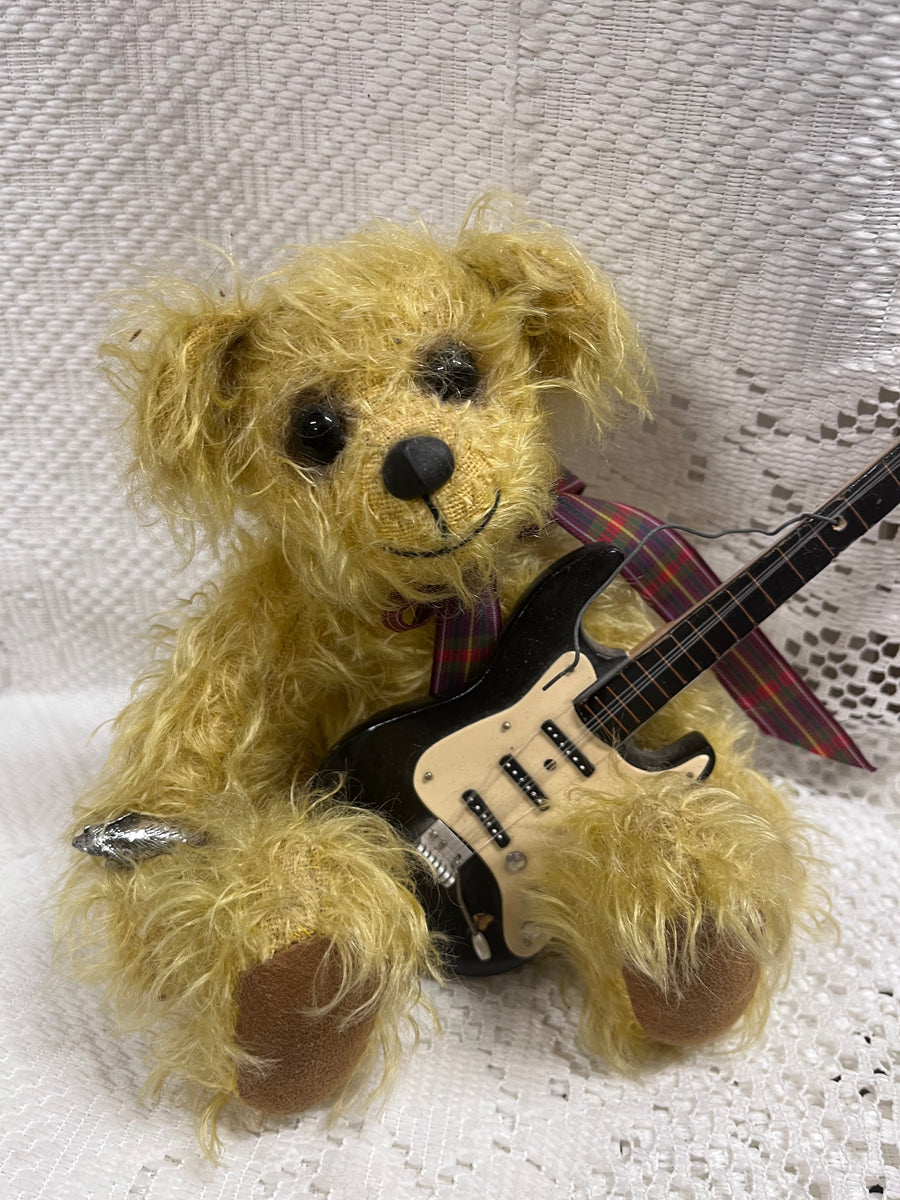 Brian Bear: Pattern